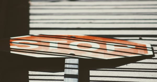 警惕“智能体打工”陷阱：为什么你的Coze/Dify应用根本卖不出去？